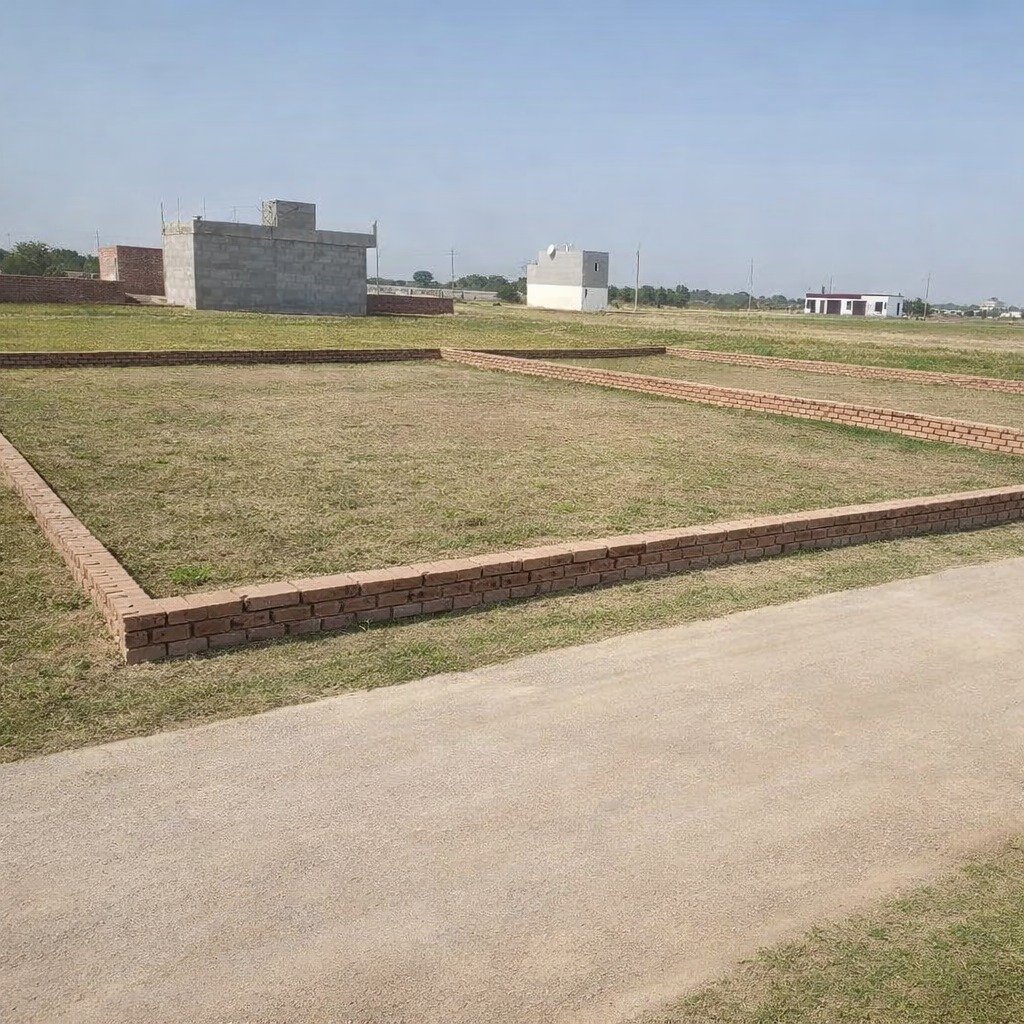 162 Sq. Meter Plots