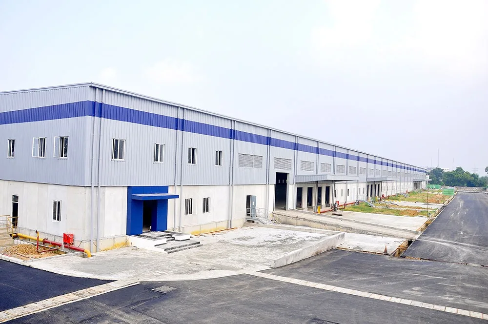 10000 sq ft Sq.m PEB Warehouse with Dock Levelers in Small Godown For Rent In Greater Noida